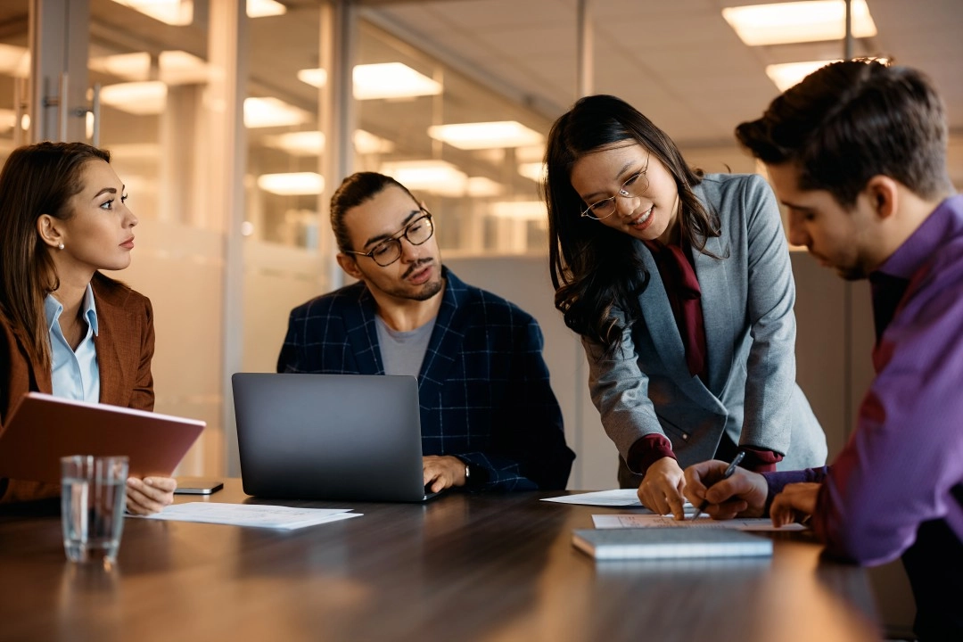 Executive strategist leveraging predictive machine learning models to synthesize complex market intelligence.